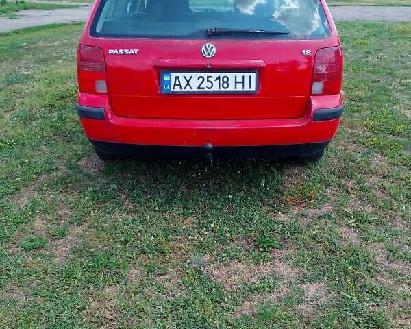Червоний Фольксваген Пассат, об'ємом двигуна 1.8 л та пробігом 397 тис. км за 2900 $, фото 1 на Automoto.ua