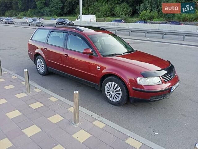 Красный Фольксваген Пассат, объемом двигателя 2.5 л и пробегом 300 тыс. км за 5100 $, фото 8 на Automoto.ua