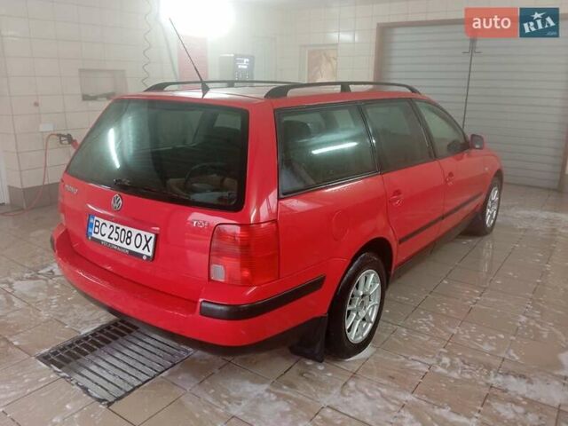 Червоний Фольксваген Пассат, об'ємом двигуна 1.9 л та пробігом 450 тис. км за 3400 $, фото 9 на Automoto.ua