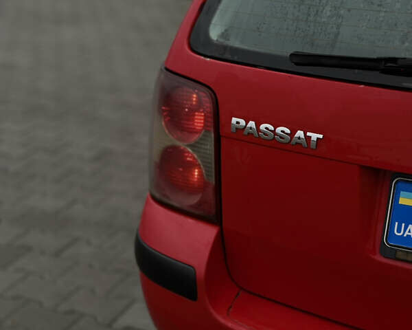 Червоний Фольксваген Пассат, об'ємом двигуна 1.9 л та пробігом 335 тис. км за 2900 $, фото 12 на Automoto.ua
