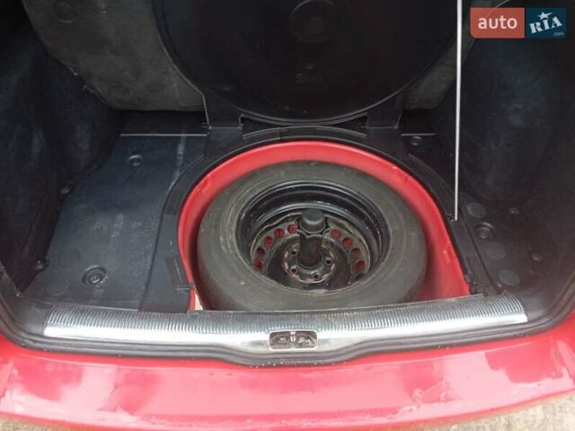 Червоний Фольксваген Пассат, об'ємом двигуна 1.9 л та пробігом 450 тис. км за 3400 $, фото 11 на Automoto.ua
