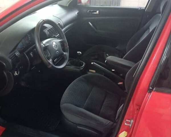 Червоний Фольксваген Пассат, об'ємом двигуна 1.9 л та пробігом 450 тис. км за 3400 $, фото 14 на Automoto.ua