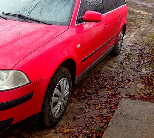 Червоний Фольксваген Пассат, об'ємом двигуна 1.9 л та пробігом 0 тис. км за 2500 $, фото 1 на Automoto.ua