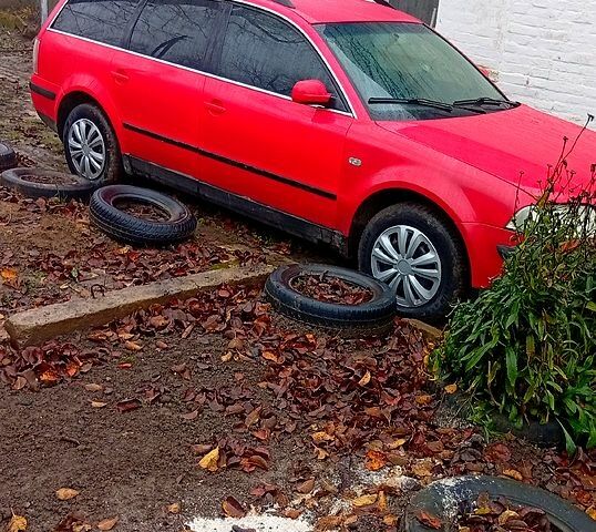 Червоний Фольксваген Пассат, об'ємом двигуна 1.9 л та пробігом 0 тис. км за 2500 $, фото 2 на Automoto.ua