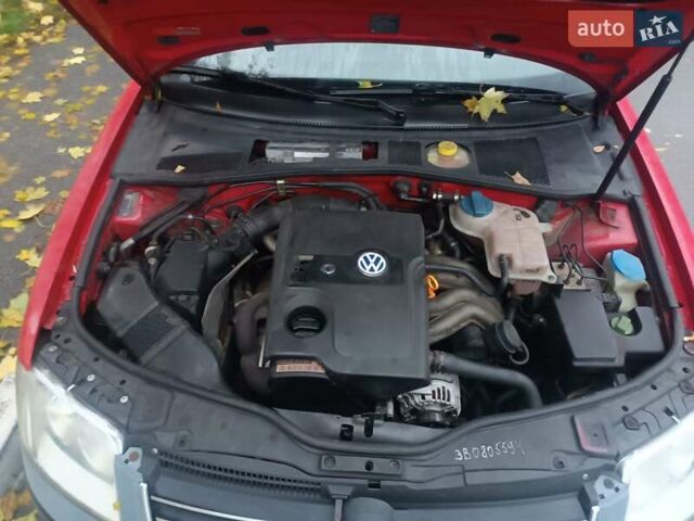 Красный Фольксваген Пассат, объемом двигателя 1.98 л и пробегом 241 тыс. км за 4500 $, фото 11 на Automoto.ua
