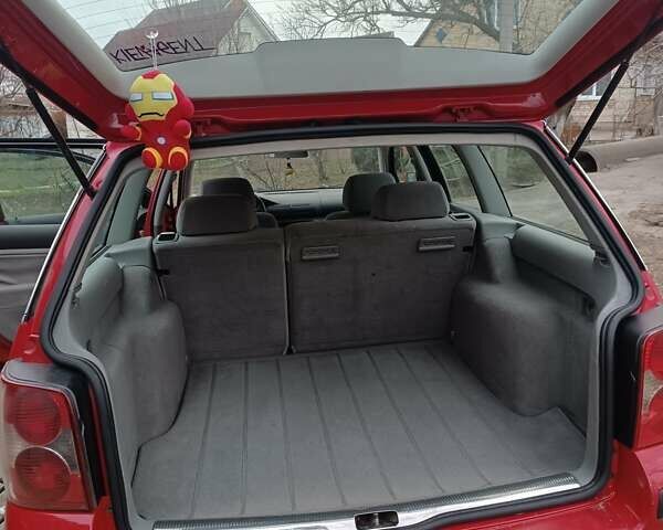 Красный Фольксваген Пассат, объемом двигателя 1.98 л и пробегом 241 тыс. км за 4500 $, фото 10 на Automoto.ua