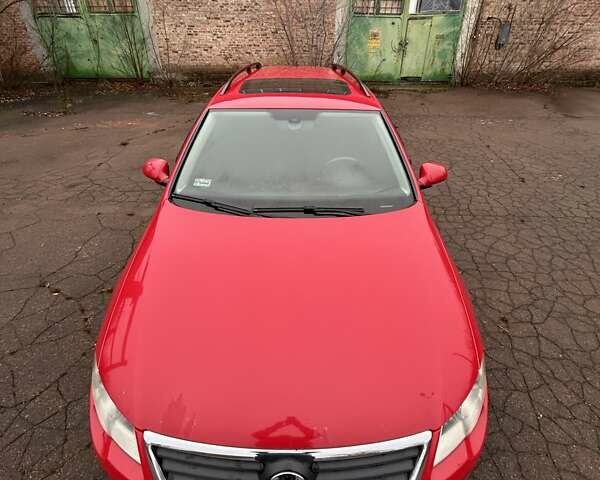 Красный Фольксваген Пассат, объемом двигателя 1.6 л и пробегом 242 тыс. км за 4500 $, фото 8 на Automoto.ua