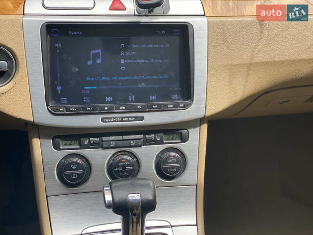 Красный Фольксваген Пассат, объемом двигателя 2 л и пробегом 290 тыс. км за 6500 $, фото 18 на Automoto.ua