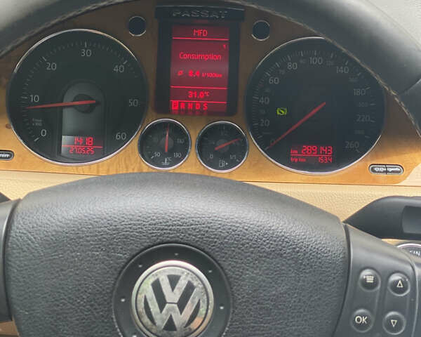 Красный Фольксваген Пассат, объемом двигателя 2 л и пробегом 290 тыс. км за 6500 $, фото 17 на Automoto.ua