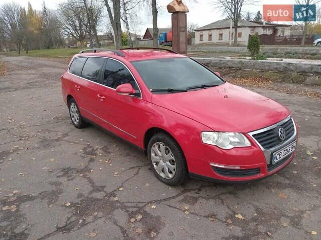 Красный Фольксваген Пассат, объемом двигателя 2 л и пробегом 314 тыс. км за 5300 $, фото 9 на Automoto.ua