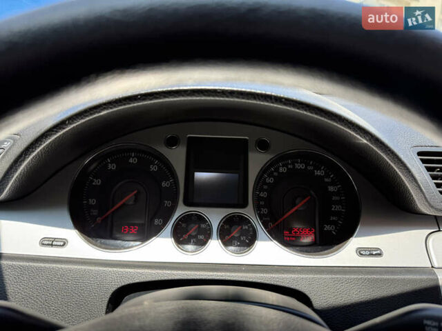 Красный Фольксваген Пассат, объемом двигателя 1.98 л и пробегом 260 тыс. км за 6100 $, фото 13 на Automoto.ua