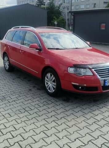 Красный Фольксваген Пассат, объемом двигателя 1.97 л и пробегом 250 тыс. км за 6800 $, фото 8 на Automoto.ua