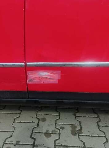 Красный Фольксваген Пассат, объемом двигателя 1.97 л и пробегом 250 тыс. км за 6800 $, фото 10 на Automoto.ua