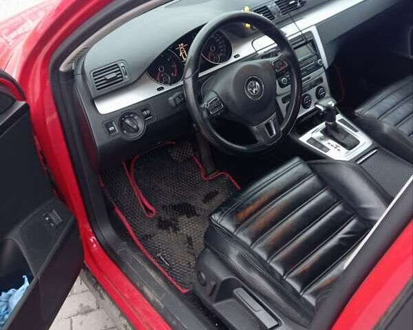Красный Фольксваген Пассат, объемом двигателя 1.4 л и пробегом 266 тыс. км за 6700 $, фото 16 на Automoto.ua
