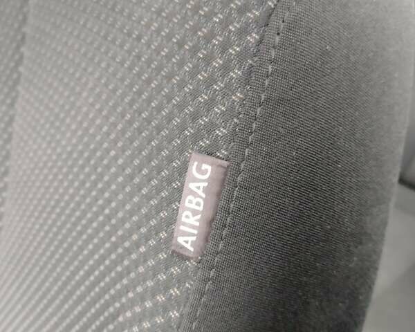 Червоний Фольксваген Пассат, об'ємом двигуна 1.4 л та пробігом 226 тис. км за 5500 $, фото 16 на Automoto.ua