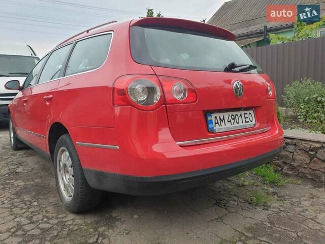 Червоний Фольксваген Пассат, об'ємом двигуна 1.4 л та пробігом 294 тис. км за 7400 $, фото 6 на Automoto.ua