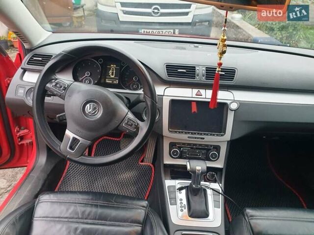 Червоний Фольксваген Пассат, об'ємом двигуна 1.4 л та пробігом 294 тис. км за 7400 $, фото 1 на Automoto.ua