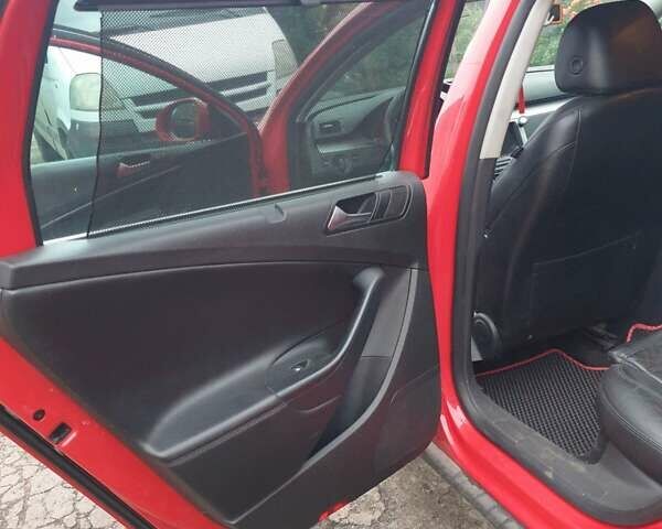 Червоний Фольксваген Пассат, об'ємом двигуна 1.4 л та пробігом 294 тис. км за 7400 $, фото 2 на Automoto.ua