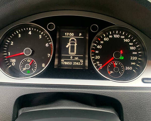 Красный Фольксваген Пассат, объемом двигателя 1.4 л и пробегом 181 тыс. км за 7200 $, фото 7 на Automoto.ua