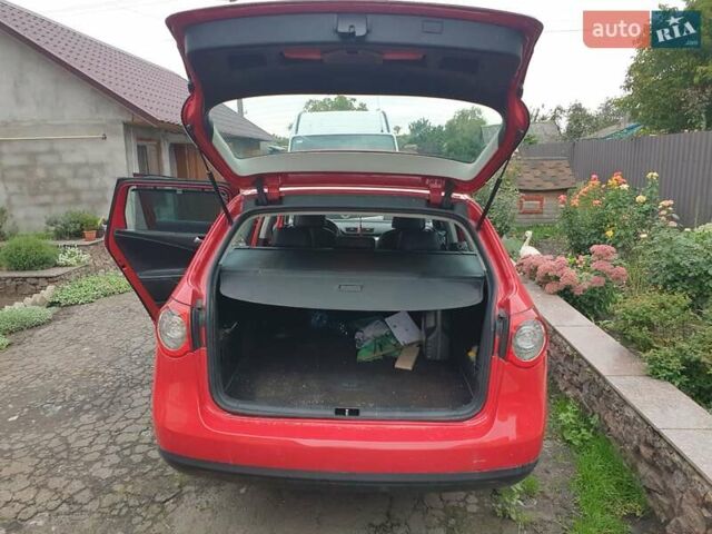 Червоний Фольксваген Пассат, об'ємом двигуна 1.4 л та пробігом 294 тис. км за 7400 $, фото 9 на Automoto.ua