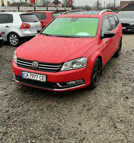 Красный Фольксваген Пассат, объемом двигателя 1.97 л и пробегом 209 тыс. км за 11900 $, фото 1 на Automoto.ua