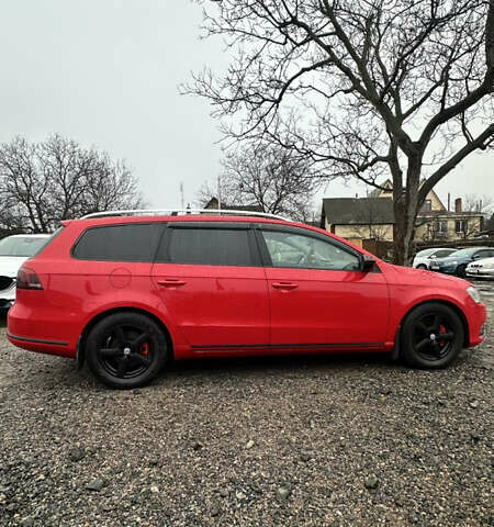 Красный Фольксваген Пассат, объемом двигателя 1.97 л и пробегом 209 тыс. км за 11900 $, фото 8 на Automoto.ua