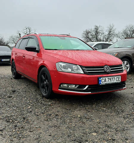 Красный Фольксваген Пассат, объемом двигателя 1.97 л и пробегом 209 тыс. км за 11900 $, фото 10 на Automoto.ua