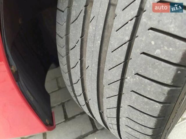 Червоний Фольксваген Пассат, об'ємом двигуна 2 л та пробігом 280 тис. км за 11300 $, фото 14 на Automoto.ua