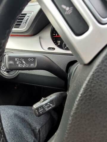 Червоний Фольксваген Пассат, об'ємом двигуна 1.97 л та пробігом 207 тис. км за 12000 $, фото 25 на Automoto.ua