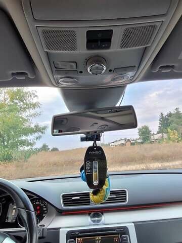 Червоний Фольксваген Пассат, об'ємом двигуна 1.97 л та пробігом 207 тис. км за 12000 $, фото 2 на Automoto.ua