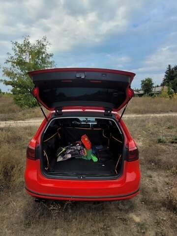 Червоний Фольксваген Пассат, об'ємом двигуна 1.97 л та пробігом 207 тис. км за 12000 $, фото 13 на Automoto.ua