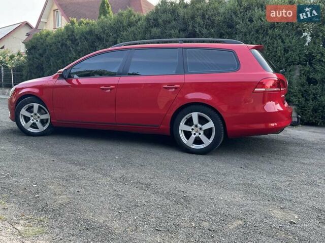 Красный Фольксваген Пассат, объемом двигателя 2 л и пробегом 205 тыс. км за 9450 $, фото 3 на Automoto.ua