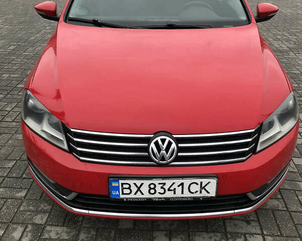 Красный Фольксваген Пассат, объемом двигателя 1.6 л и пробегом 211 тыс. км за 9800 $, фото 6 на Automoto.ua