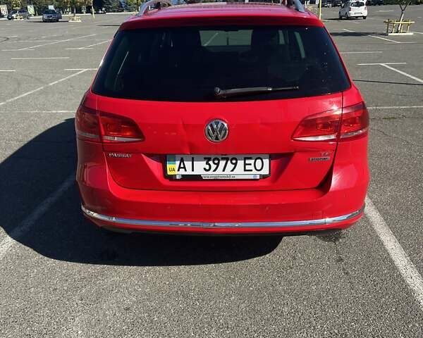 Красный Фольксваген Пассат, объемом двигателя 1.4 л и пробегом 258 тыс. км за 7800 $, фото 5 на Automoto.ua