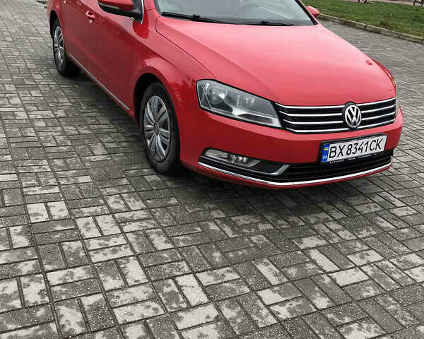 Красный Фольксваген Пассат, объемом двигателя 1.6 л и пробегом 211 тыс. км за 9800 $, фото 3 на Automoto.ua