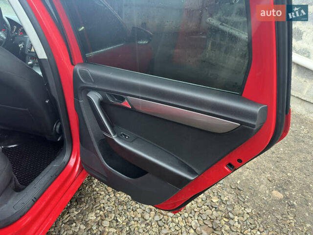 Красный Фольксваген Пассат, объемом двигателя 1.4 л и пробегом 274 тыс. км за 7450 $, фото 39 на Automoto.ua