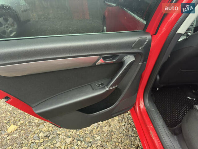 Красный Фольксваген Пассат, объемом двигателя 1.4 л и пробегом 274 тыс. км за 7450 $, фото 30 на Automoto.ua