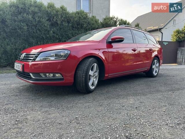 Красный Фольксваген Пассат, объемом двигателя 2 л и пробегом 205 тыс. км за 9450 $, фото 2 на Automoto.ua