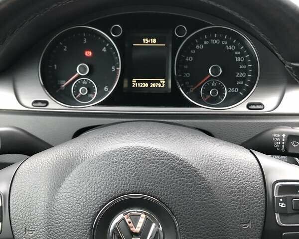 Красный Фольксваген Пассат, объемом двигателя 1.6 л и пробегом 211 тыс. км за 10500 $, фото 18 на Automoto.ua