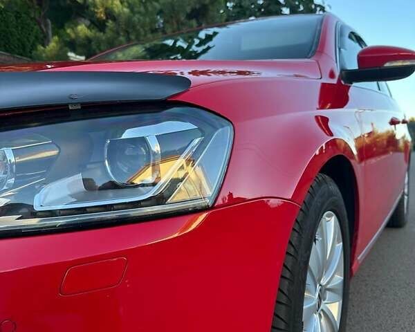 Червоний Фольксваген Пассат, об'ємом двигуна 1.97 л та пробігом 288 тис. км за 11500 $, фото 1 на Automoto.ua