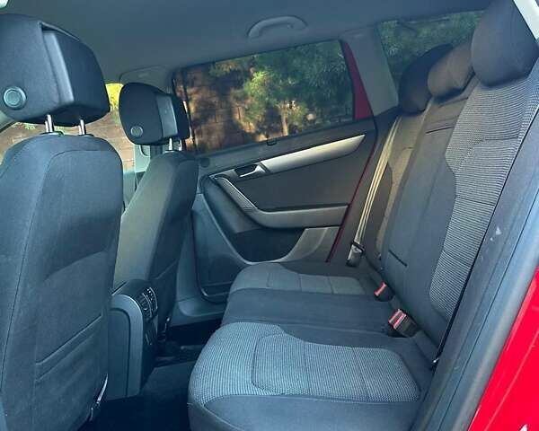 Червоний Фольксваген Пассат, об'ємом двигуна 1.97 л та пробігом 288 тис. км за 11500 $, фото 15 на Automoto.ua