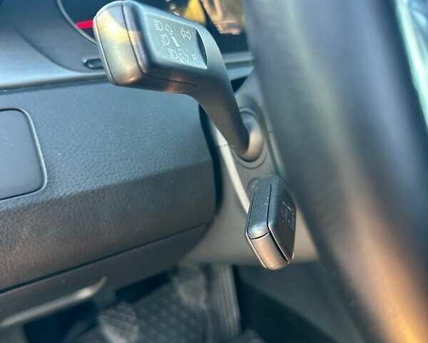 Червоний Фольксваген Пассат, об'ємом двигуна 1.97 л та пробігом 288 тис. км за 11500 $, фото 13 на Automoto.ua