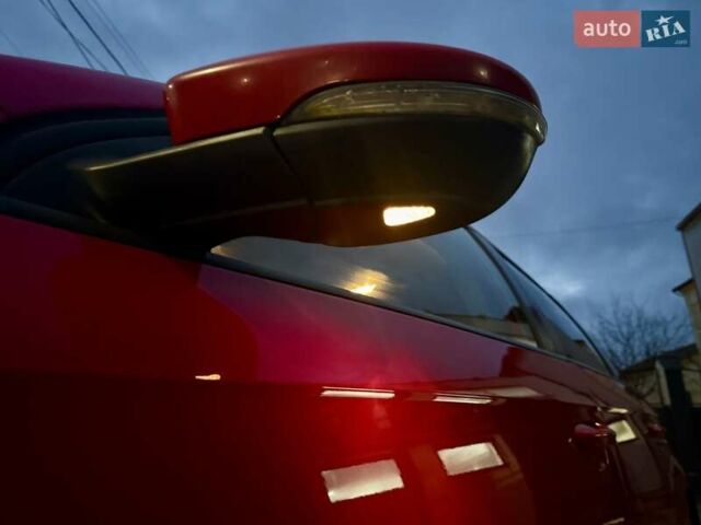 Красный Фольксваген Пассат, объемом двигателя 2 л и пробегом 275 тыс. км за 8555 $, фото 28 на Automoto.ua