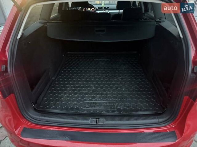 Красный Фольксваген Пассат, объемом двигателя 2 л и пробегом 275 тыс. км за 8555 $, фото 19 на Automoto.ua