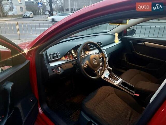 Красный Фольксваген Пассат, объемом двигателя 2 л и пробегом 275 тыс. км за 8555 $, фото 11 на Automoto.ua