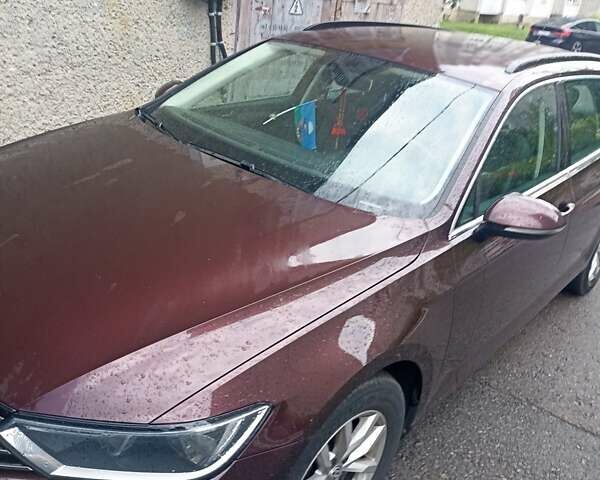 Красный Фольксваген Пассат, объемом двигателя 1.6 л и пробегом 183 тыс. км за 13200 $, фото 4 на Automoto.ua