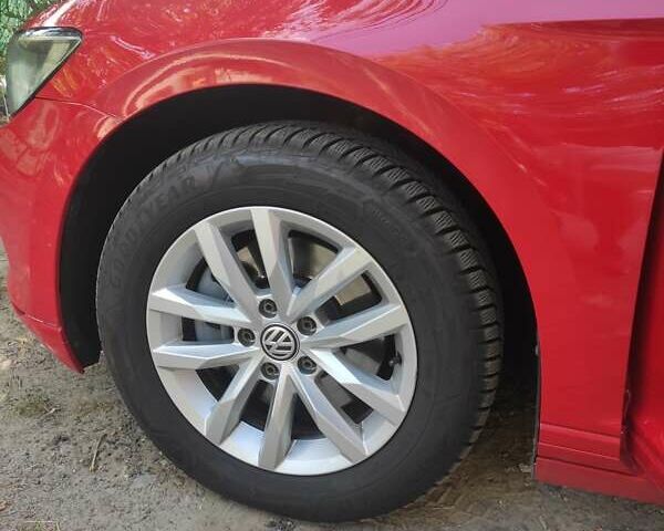 Червоний Фольксваген Пассат, об'ємом двигуна 2 л та пробігом 270 тис. км за 14200 $, фото 10 на Automoto.ua