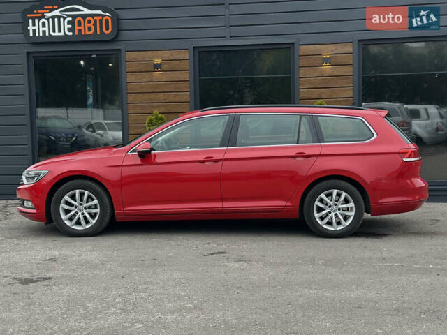 Красный Фольксваген Пассат, объемом двигателя 1.6 л и пробегом 276 тыс. км за 14300 $, фото 11 на Automoto.ua