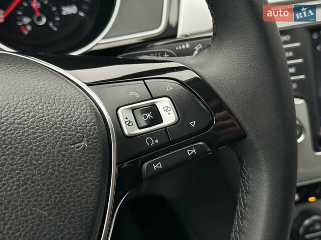 Красный Фольксваген Пассат, объемом двигателя 1.6 л и пробегом 276 тыс. км за 14300 $, фото 39 на Automoto.ua