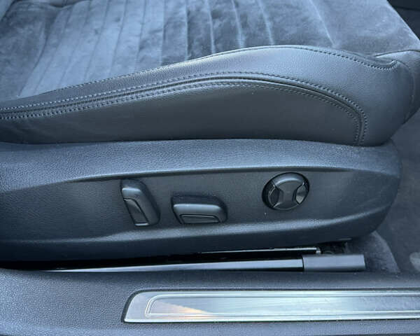 Червоний Фольксваген Пассат, об'ємом двигуна 1.97 л та пробігом 201 тис. км за 18700 $, фото 16 на Automoto.ua